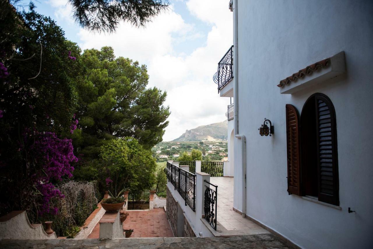 Casa Vacanze Baia Di Guidaloca Villa Castellammare del Golfo Exterior photo