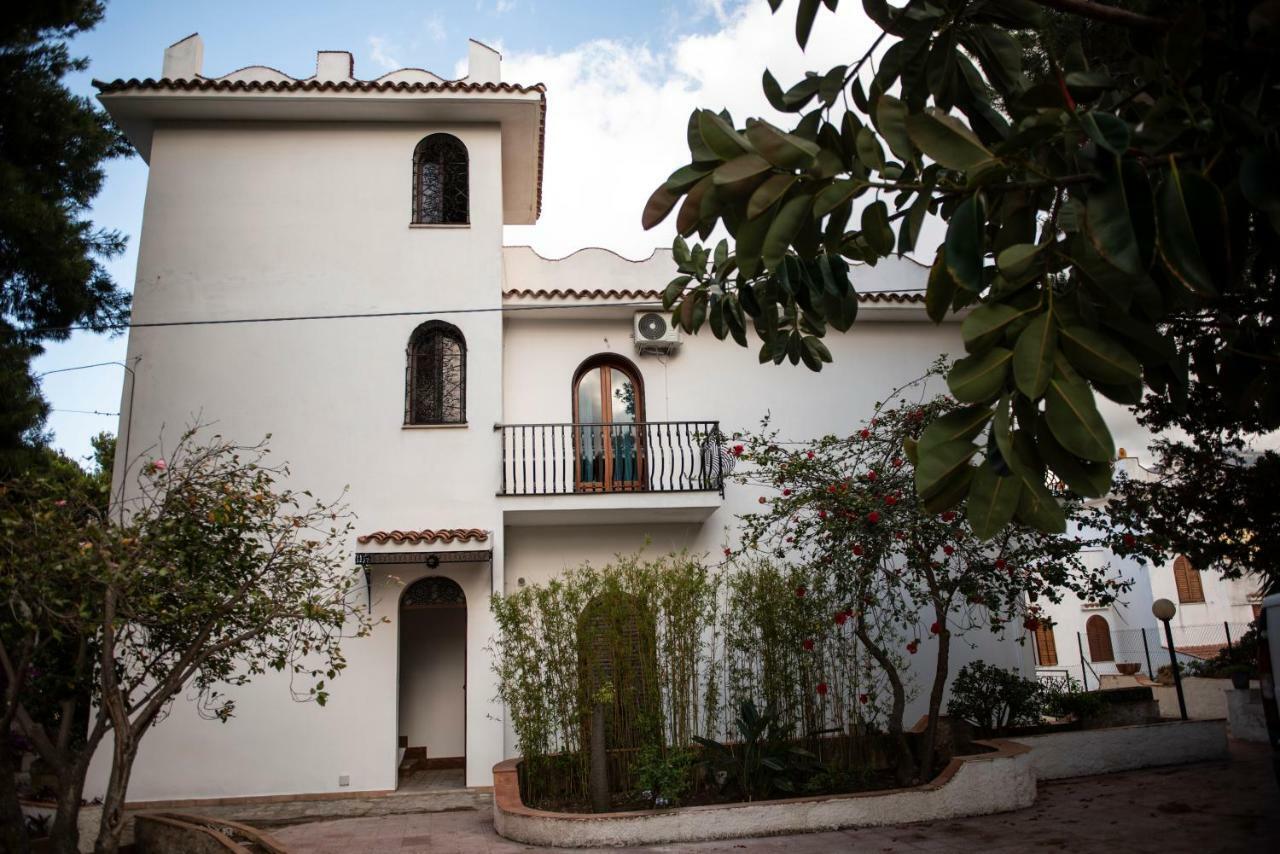 Casa Vacanze Baia Di Guidaloca Villa Castellammare del Golfo Exterior photo